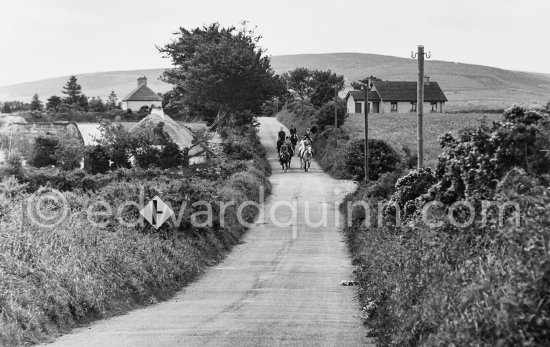 A group of riders near Roundwood 1963. - Photo by Edward Quinn