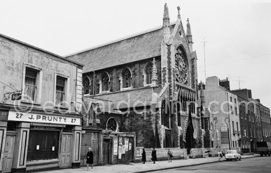 St Saviour\'s Dominican Church, Dominick Street. Dublin 1963. - Photo by Edward Quinn