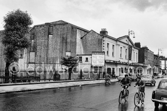 Embassy Cinema, Pearse Street. Today The Academy. Dublin 1963. - Photo by Edward Quinn