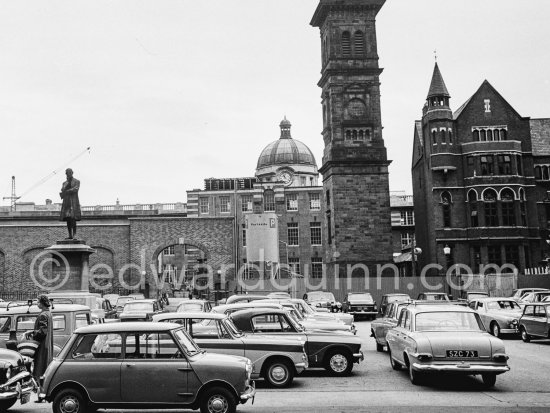Statue of William Conyngham Plunket. Dome of the Government Buildings. Dublin 1963. - Photo by Edward Quinn