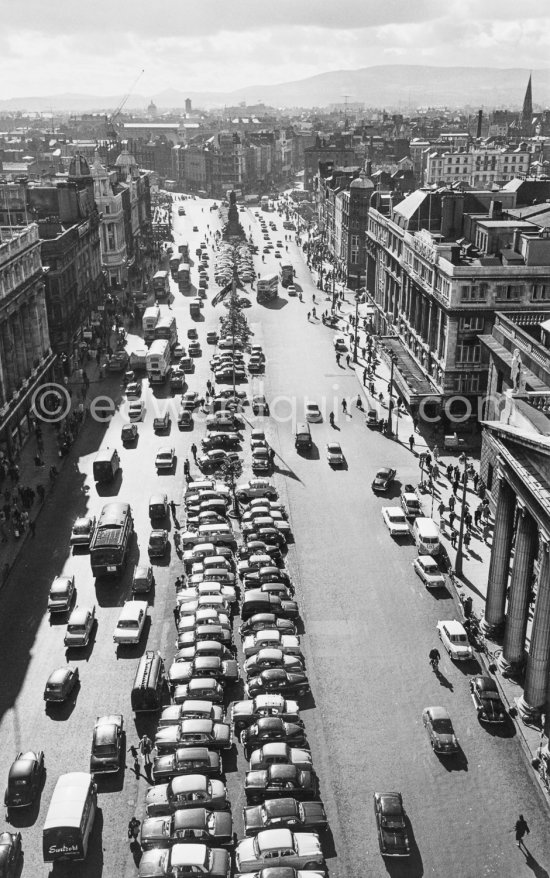 O\'Connell Street. View from Nelson\'s Pillar (demolished 8 March 1966). Dublin 1963. - Photo by Edward Quinn