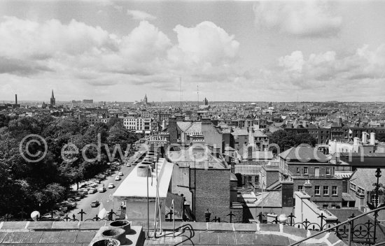 St Stephen\'s Green. St Patrick\'s Cathedral in the background left. Dublin 1963. View from the roof of The Shelbourne Hotel. - Photo by Edward Quinn