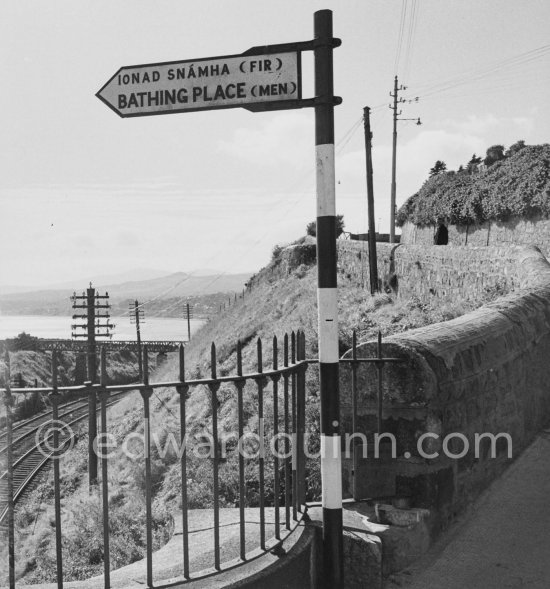 The Sugar Loaf Mountains seen from the Vico Road Dalkey. To the Vico bathing place. Dublin 1963. - Photo by Edward Quinn