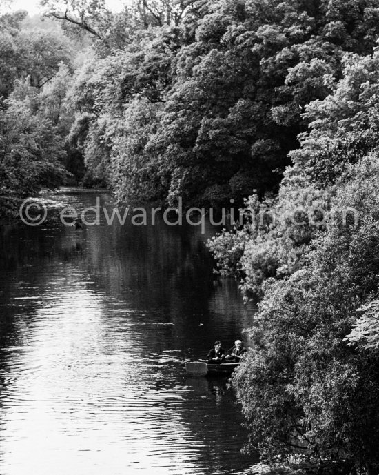 The River Liffey near Chapelizod. Dublin 1963. - Photo by Edward Quinn
