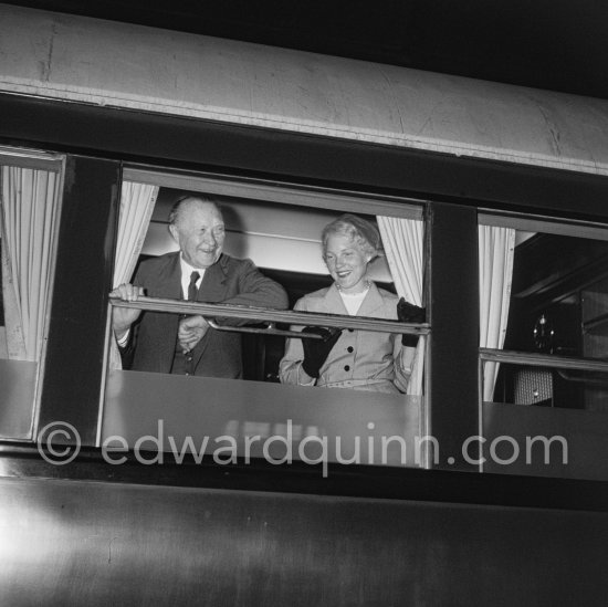 The German chancellor Konrad Adenauer with his daughter Libet at the train station in Nice 1958. - Photo by Edward Quinn