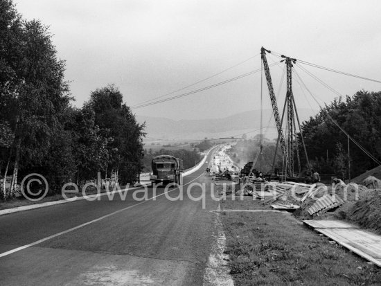 German Autobahn near Hannover 1953. Car: Büssing 5500 LKW - Photo by Edward Quinn