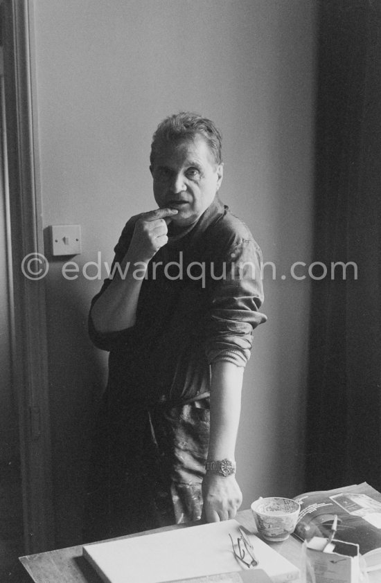 Francis Bacon at his Reece Mews home in London 1978. - Photo by Edward Quinn