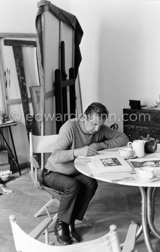 Francis Bacon at his studio in Paris, rue de Birague, 1979. - Photo by Edward Quinn