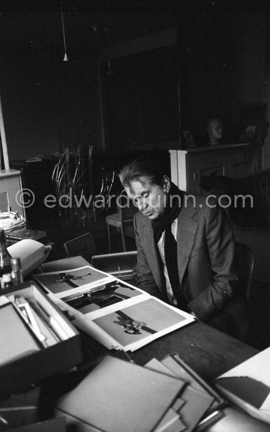 Francis Bacon at his Reece Mews Studio. London 1980. - Photo by Edward Quinn