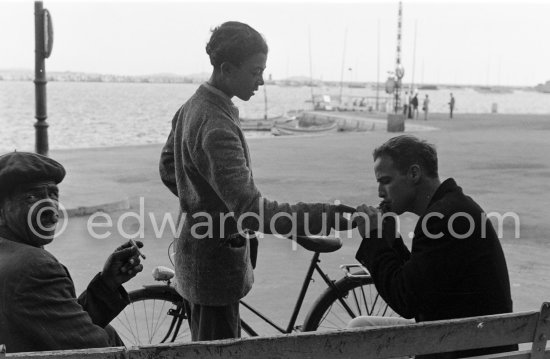 Marlon Brando at the port in Bandol 1956. - Photo by Edward Quinn