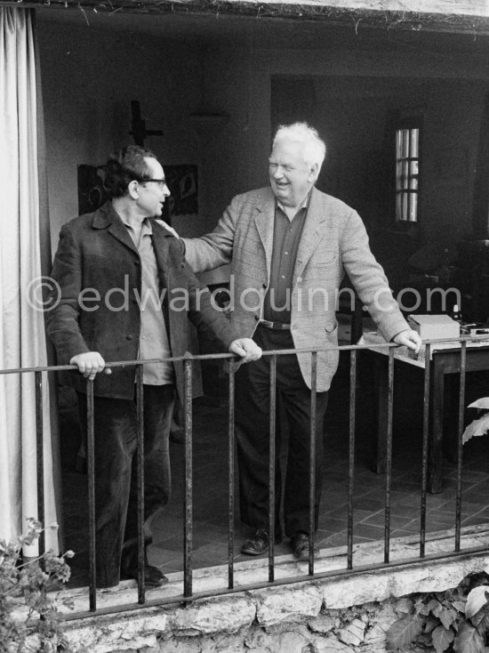 Alexander Calder and Hans Hartung. At Hartung\'s house. Saint-Paul-de-Vence 1961. - Photo by Edward Quinn