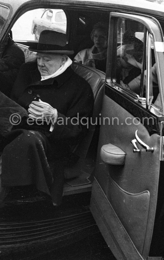 Sir Winston Churchill, Emery Reves (Churchill’s U.S. publisher). Departure at Nice Airport after illness of Churchill during his holidays at Reves property in Roquebrune) 1958. Car: 1948/49 Rolls-Royce Silver Wraith, #WZB29, Touring Limousine by Park Ward. Owner Emery Reves (Churchill’s U.S. publisher). Detailed info on this car by expert Klaus-Josef Rossfeldt see About/Additional Infos. - Photo by Edward Quinn