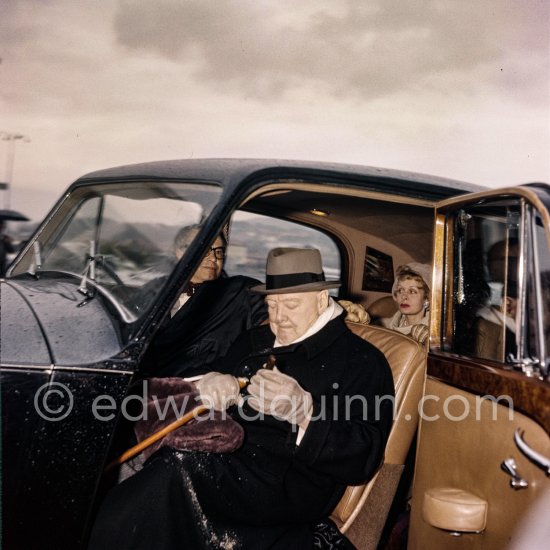 Sir Winston Churchill, Emery Reves (Churchill’s U.S. publisher) and his wife Wendy Russell Reves. Departure at Nice Airport after illness of Churchill during his holidays at Reves property in Roquebrune) 1958. Car: 1948/49 Rolls-Royce Silver Wraith, #WZB29, Touring Limousine by Park Ward. Owner Emery Reves (Churchill’s U.S. publisher). Detailed info on this car by expert Klaus-Josef Rossfeldt see About/Additional Infos. - Photo by Edward Quinn