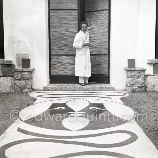 Jean Cocteau with his mosaic at Villa Santo Sospir. Saint-Jean-Cap-Ferrat 1952. - Photo by Edward Quinn