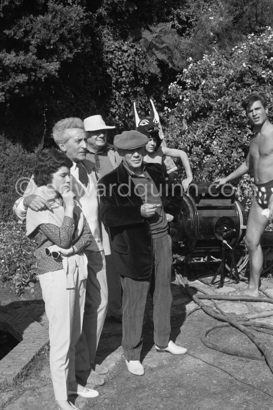 Catherine Hutin, Jean Cocteau, Alberto Magnelli and Pablo Picasso on the set of the film "Le testament d’Orphée", directed by Jean Cocteau. Saint-Jean-Cap-Ferrat, 1959. - Photo by Edward Quinn