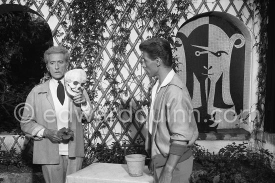Jean Cocteau, Edouard Dermit during filming of "Le Testament d’Orphée", film of Jean Cocteau. Saint-Jean-Cap-Ferrat 1959. - Photo by Edward Quinn