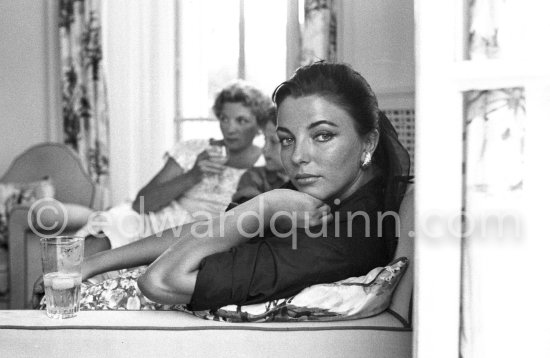 Joan Collins, Hotel Cap d\'Antibes 1957. - Photo by Edward Quinn