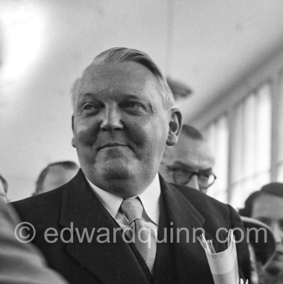 Ludwig Erhard, German Minister of Economic Affairs,  Chancellor of the Federal Republic of Germany (West Germany) 1963-1966. Leading the West German postwar economic reforms and economic recovery ("Wirtschaftswunder", German for "economic miracle") and promoter of the concept of the social market economy (soziale Marktwirtschaft). At the German Industries Fair. Berlin 1952. - Photo by Edward Quinn