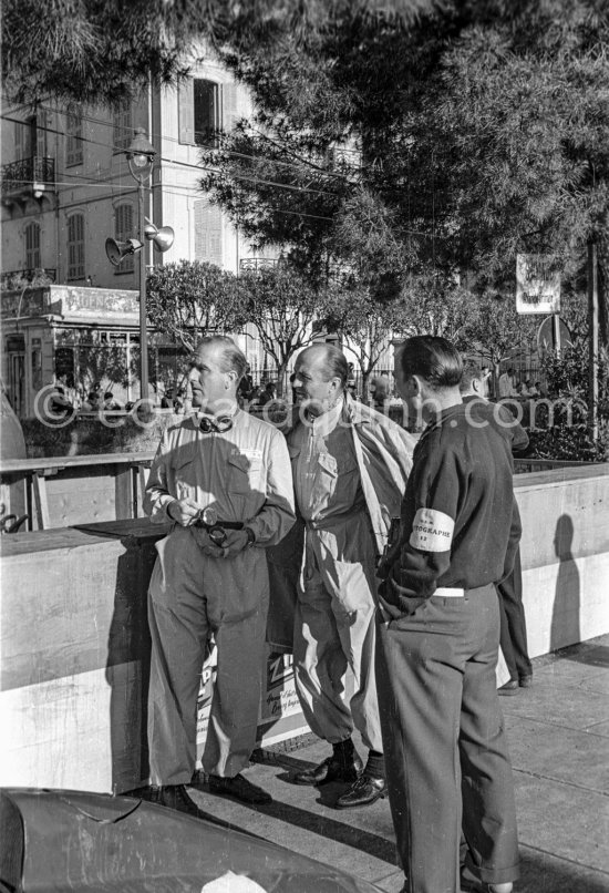 Giuseppe "Nino" Farina (l) and Louis Chiron. Monaco Grand Prix 1950. - Photo by Edward Quinn
