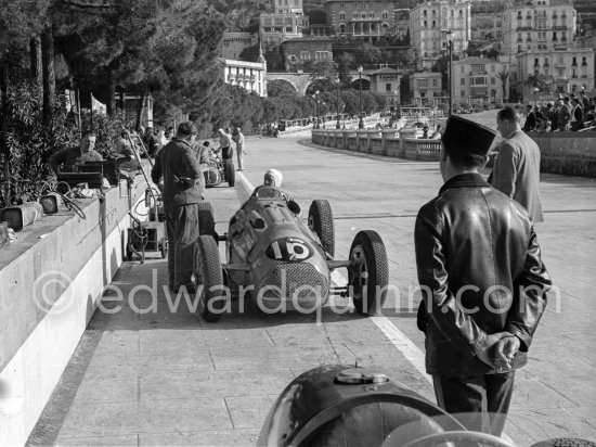 Louis Rosier (16), Talbot-Lago-Talbot. Monaco Grand Prix 1950. - Photo by Edward Quinn