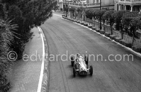 Johnny Claes, (6) Talbot Lago T26. Monaco Grand Prix 1950. - Photo by Edward Quinn