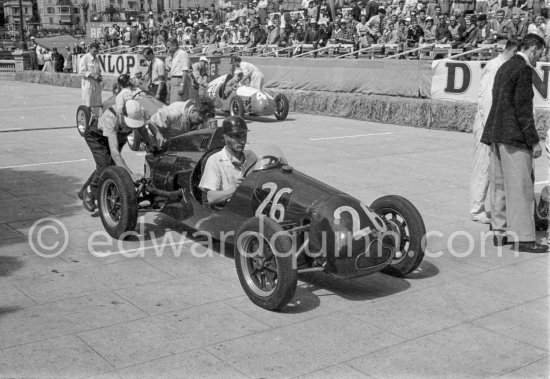 Parker, (26) Cooper Jap, Noverraz, (40) Cooper. Formula 3 Grand Prix, called "The Prix de Monte-Carlo". Monaco 1950. - Photo by Edward Quinn