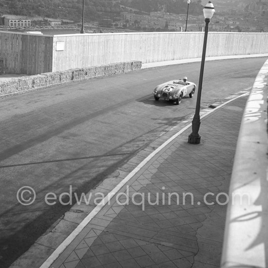 Robert Manzon, (14) winner of the race, Gordini T15S. Monaco Grand Prix 1952, transformed into a race for sports cars. This was a two day event, the Sunday for the up to 2 litres (Prix de Monte Carlo), the Monday for the bigger engines, (Monaco Grand Prix). - Photo by Edward Quinn
