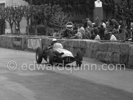 Joakim Bonnier, (18) B.R.M. P25. Monaco Grand Prix 1959. - Photo by Edward Quinn