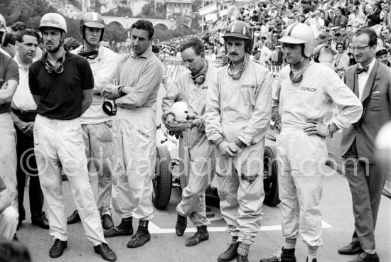 John Cooper, Joakim Bonnier, Dan Gurney, Roy Salvadori, John Surtees, Graham Hill, Jack Brabham. Monaco Grand Prix 1960. - Photo by Edward Quinn