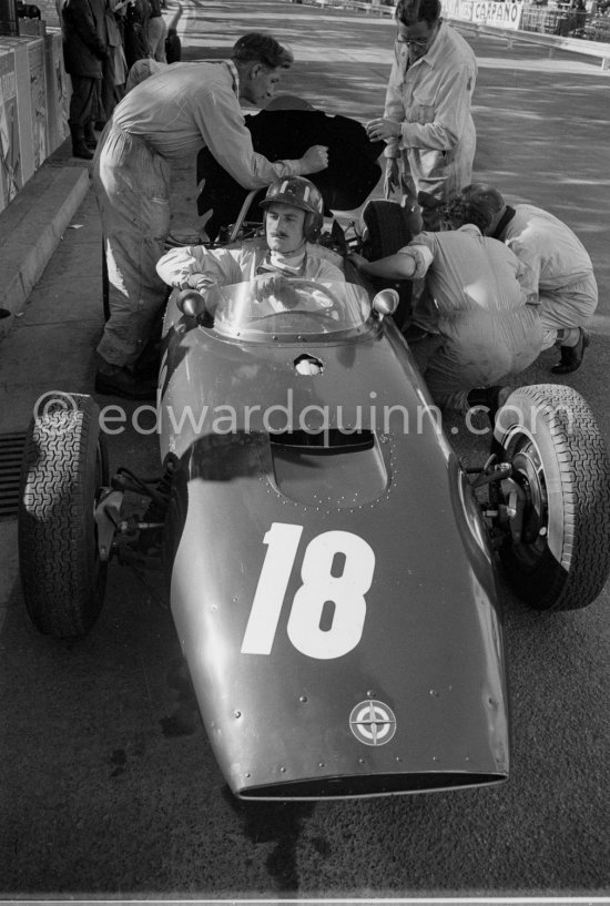 Graham Hill, (18) BRM-Climax. Monaco Grand Prix 1961. - Photo by Edward Quinn