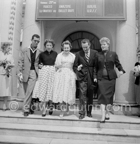 From right: Shelley Winters, Olivia de Havilland\'s husband Pierre Galante, journalist of Paris Match, Olivia de Havilland, Margaret Gardner (American Journalist), unknown person. Cannes Film Festival 1954. - Photo by Edward Quinn