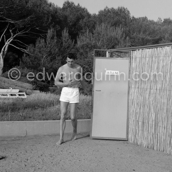 Rock Hudson on holidays at Cap d’Antibes. Until 1947 Hudson worked on odd jobs, finally in 1954 with the film "Magnificent Obsession" he was accepted as an actor and in 1957 he was a nominee for an Oscar for "Giant". Eden Roc 1954. - Photo by Edward Quinn