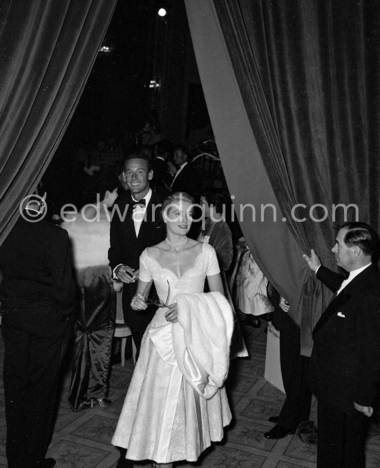 Grace Kelly and Sir Gordon White. Cannes Film Festival, gala evening. Cannes 1955 - Photo by Edward Quinn