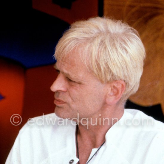 Klaus Kinski on the occasion of the screening of "Woyzek" directed by Werner Herzog at the Cannes Film Festival 1979. - Photo by Edward Quinn