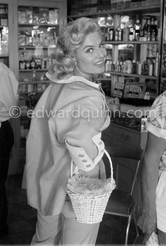 Belinda Lee, Cannes Film Festival 1956. - Photo by Edward Quinn