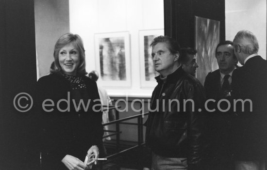 Opening of Anne Madden\'s exhibition at Galerie Darthea Speyer, Paris 1979. Ann Madden and Francis Bacon, in the background Louis le Brocquy. - Photo by Edward Quinn
