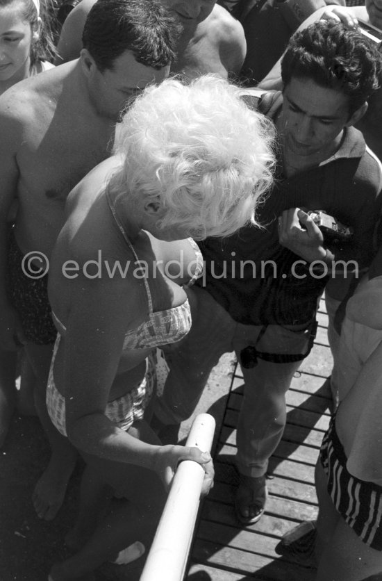 Jane Mansfield, on a return trip to the Cannes Film Festival 1964. - Photo by Edward Quinn