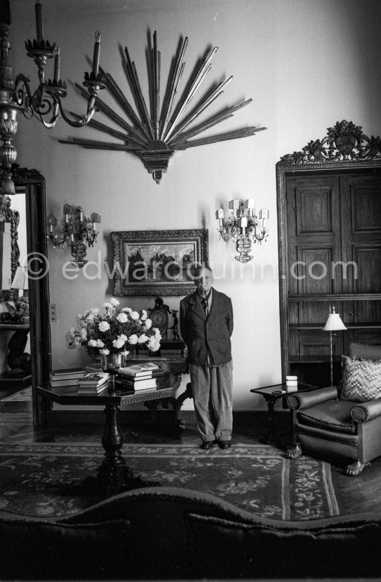 Somerset Maugham at his Villa Mauresque. Saint-Jean-Cap-Ferrat 1962. - Photo by Edward Quinn