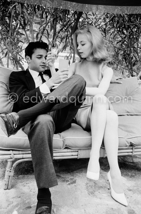 Sal Mineo and Jill Haworth. Cannes 1961. - Photo by Edward Quinn