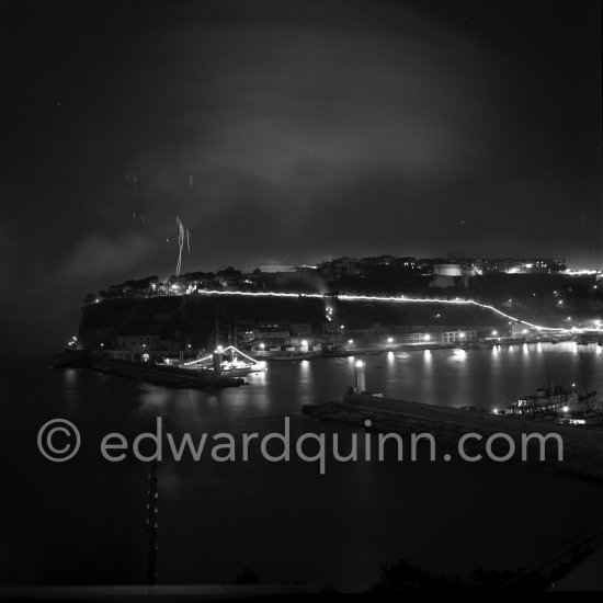 Fireworks. Rocher and harbor. Monaco 1953. - Photo by Edward Quinn