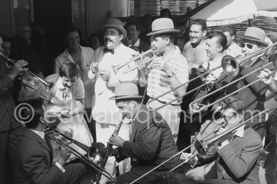 Moustache, French bandleader (singing), and his wife at their wedding. Saint-Tropez 1958. - Photo by Edward Quinn