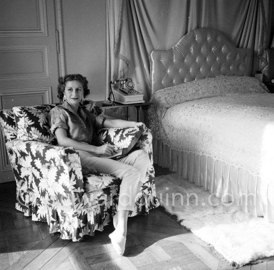 Tina Onassis. Château de la Croë. Villefranche 1954. Aristotle Onassis owned the château from 1950 to 1957, selling it after his wife, Tina found him in bed with her friend, the socialite Jeanne Rhinelander. - Photo by Edward Quinn