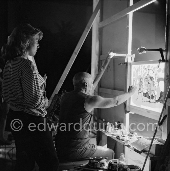 Pablo Picasso and Maya Picasso. Filming of the painting of "Corrida", 1955, for "Le mystère Picasso", Nice, Studios de la Victorine 1955. - Photo by Edward Quinn
