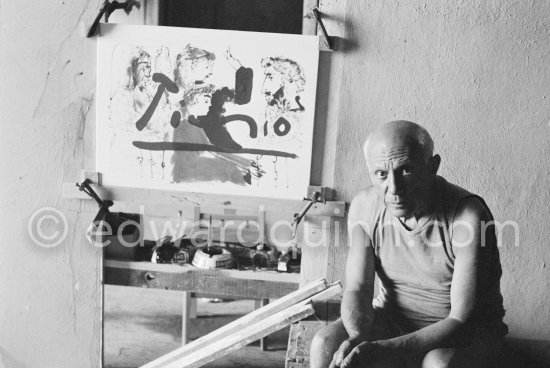 Pablo Picasso after working on "La Célestine" where he had to do his signature backwards. "Le mystère Picasso", Nice, Studios de la Victorine 1955. - Photo by Edward Quinn