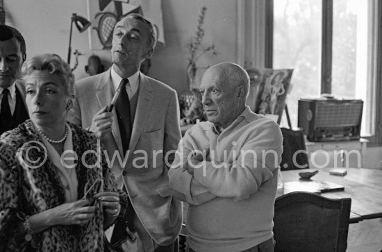 Pablo Picasso with oceanologist Jacques-Yves Cousteau and his wife Simone Cousteau, a famous diver. La Californie, Cannes 1958. - Photo by Edward Quinn