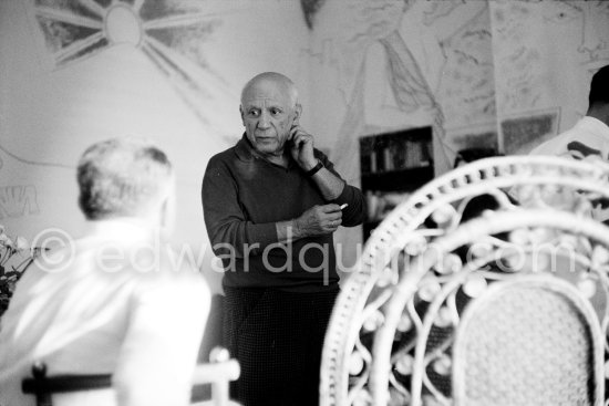 Pablo Picasso during filming of "Le Testament d’Orphée", film of Jean Cocteau. At Villa Santo Sospir of Francine Weisweiller. Saint-Jean-Cap-Ferrat 1959. - Photo by Edward Quinn