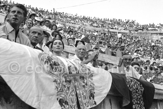 From left: Paulo Picasso, Michel Leiris, Jacqueline, Pablo Picasso. Bullfight, Nîmes 1960. (Photos in the bull ring of this bullfight see "Miscellaneous".) - Photo by Edward Quinn