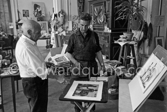 Pablo Picasso and Jacques Frélaut, printer In Vallauris. At a table by Joseph-Marius Tiola. La Californie, Cannes 1961. - Photo by Edward Quinn