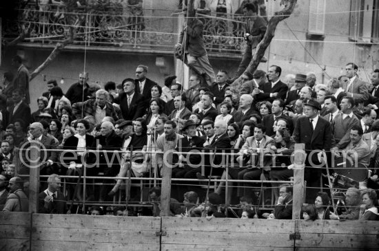 Bullfight put on in Pablo Picasso\'s honor (80th birthday). On the grandstand beside Pablo Picasso Jacqueline and Lucia Bosè, standing behind Pablo Picasso Edouard Pignon. Vallauris 29.10.1961. - Photo by Edward Quinn