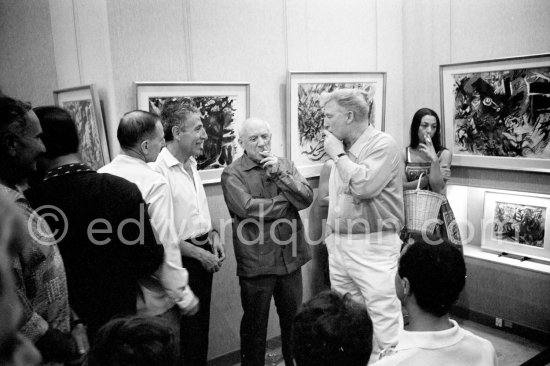 Pablo Picasso, André Verdet, Edouard Pignon. On the right Soshana Afroyim. Soshana Afroyim\'s exhibition in the Château Grimaldi in Antibes, France, 1962. - Photo by Edward Quinn